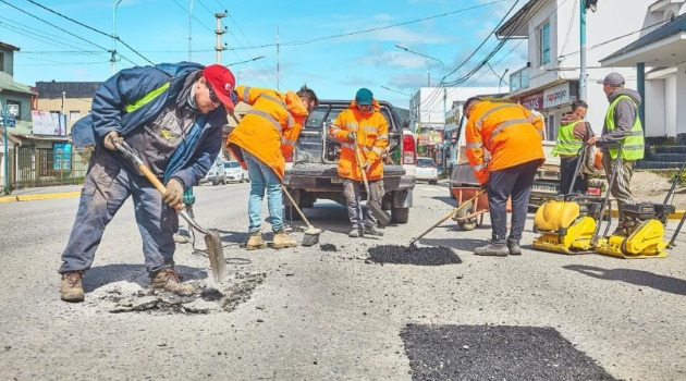 Ushuaia: Este lunes continuarán los trabajos de mantenimiento de Avda. Magallanes