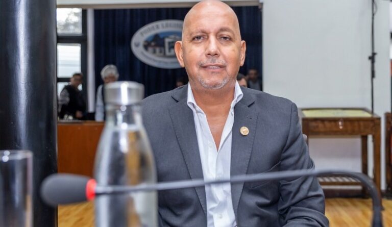 Villegas: “Coincido con el gobernador, no podemos ser tibios, debemos pelear por los recursos que corresponden a los fueguinos”